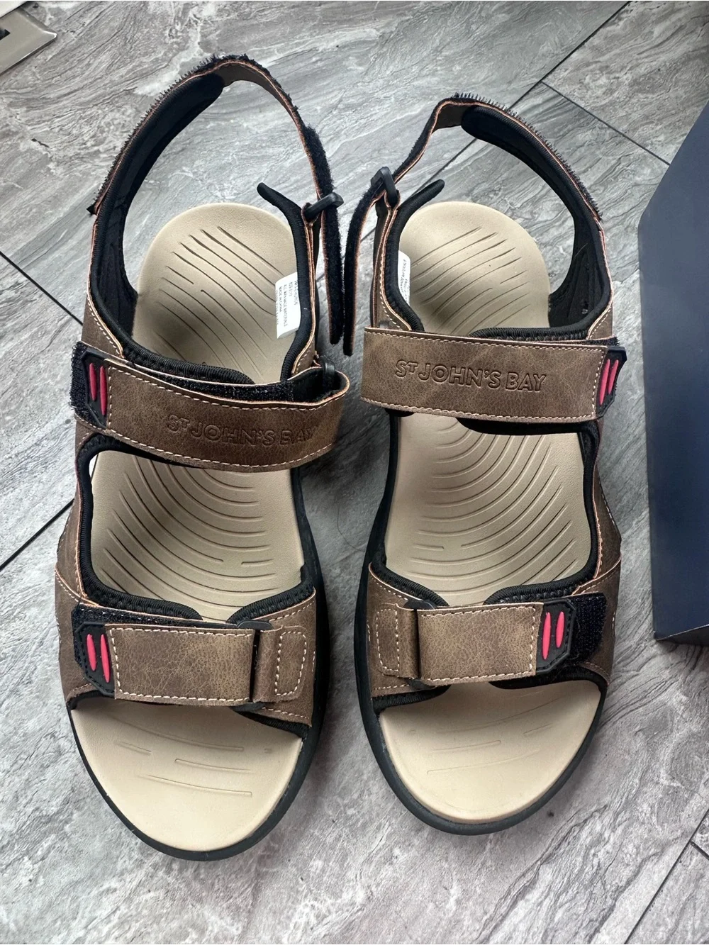 St. John's Bay Mens Huron Strap Sandals Size 9
